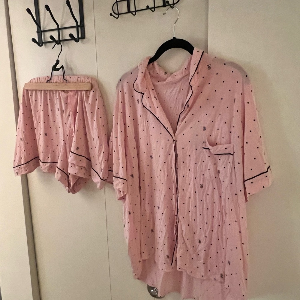 Victoria’s Secret 2 piece  pj set - Pink Polka Dot  Pajama Set size size xl